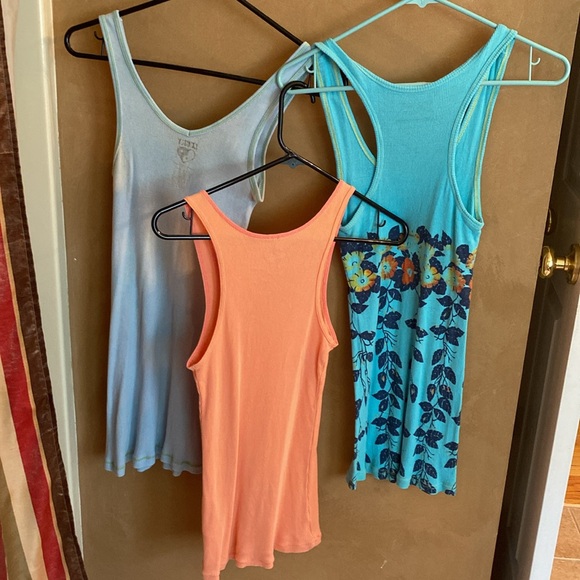 Free people/lucky brand tanks - Picture 6 of 6